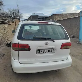 Toyota Sienna 2002