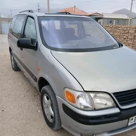 Opel Sintra 1999