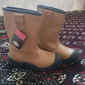 сапоги фирменные adik fiminnye