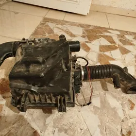 Volkswagen wozduh korpus datçi