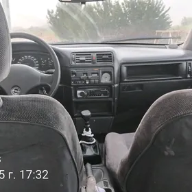 Opel Vectra 1990