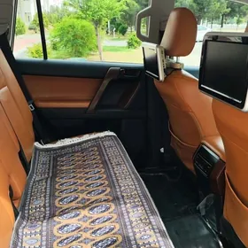 Toyota Land Cruiser Prado 2017