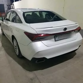 Toyota Avalon 2020