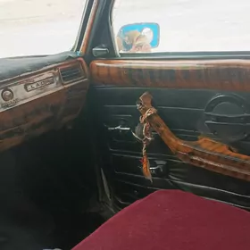 Lada 2107 1983