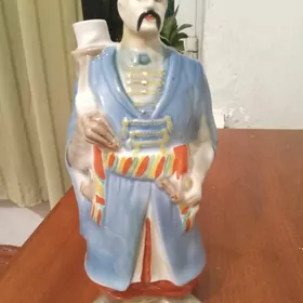 статуэтка ,Максим'