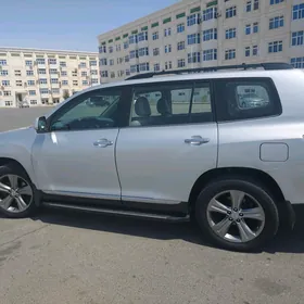 Toyota Highlander 2011