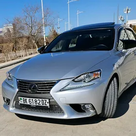 Lexus IS 2016
