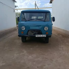 UAZ Profi 1992