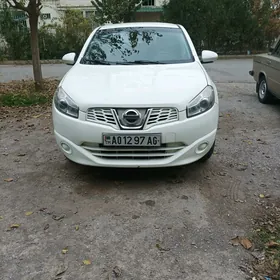 Nissan Qashqai 2014