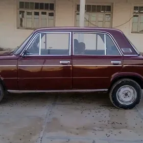 Lada 2103 1980