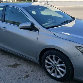 Toyota Camry 2016