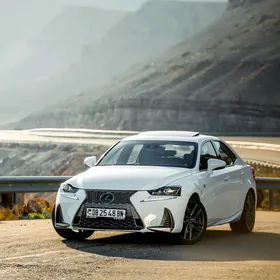 Lexus IS 300 2017
