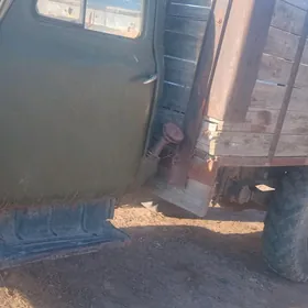 Gaz 52 2003