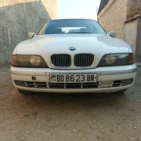 BMW E39 1996