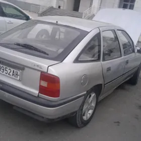 Opel Vectra 1989