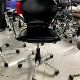 Salon üçin kreslo.