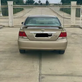 Toyota Camry 2003