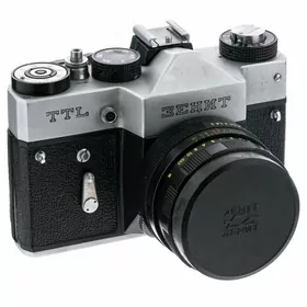 ФОТОАППАРАТ ,,ZENIT" TTL