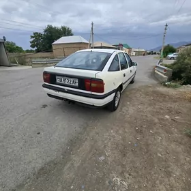 Opel Vectra 1993