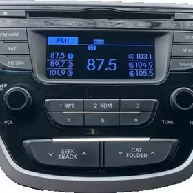 Hyundai Elantra 2016 Magnitola