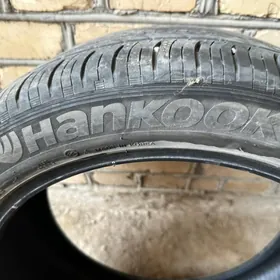 teker 235/45/18
