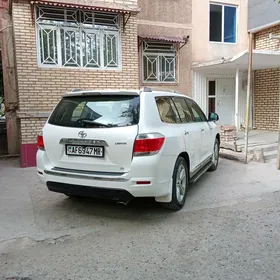 Toyota Highlander 2012