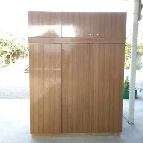 mebel şkaf
