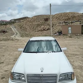 Mercedes-Benz C-Class 1994