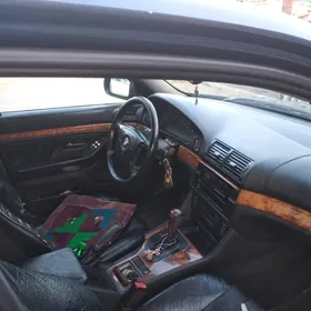 BMW E39 1999