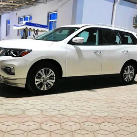 Nissan Pathfinder 2020