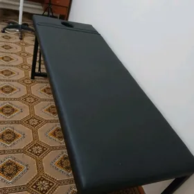 Sedye kirpik goymak ucin yatyl