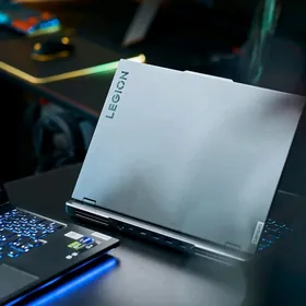 LEGION 5 Pro 500nits 2K RTX
