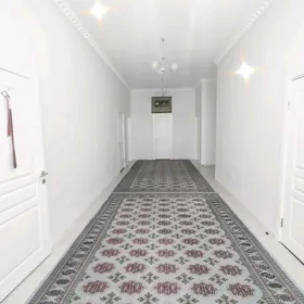 EŶESI TÁZE ZAMAN