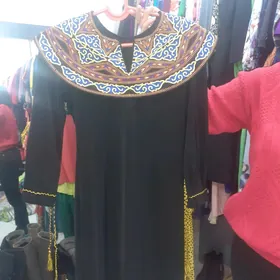 продаю  платья
