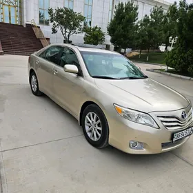 Toyota Camry 2010