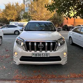 Toyota Land Cruiser Prado 2014