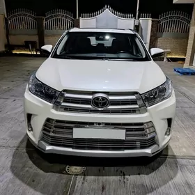 Toyota Highlander 2018