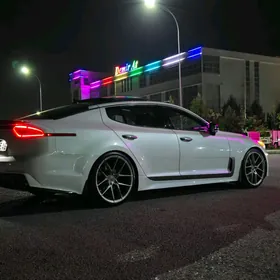 Kia Stinger 2018