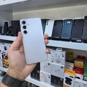 Samsung s24 12/256