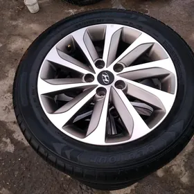 Hyundai disga teker 17.
