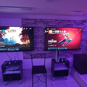 Play station club