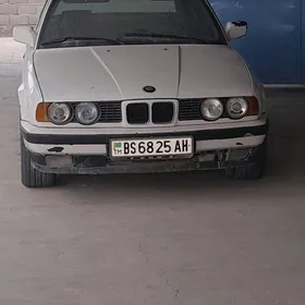 BMW 525 1989