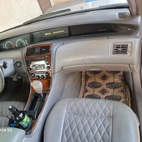 Toyota Avalon 2001