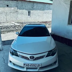 Toyota Camry 2013