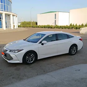 Toyota Avalon 2021