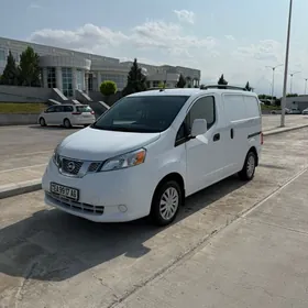 Nissan NV200 2020