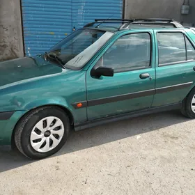 Ford Fiesta 2001