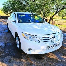 Toyota Camry 2010