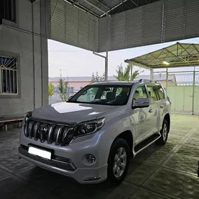 Toyota Land Cruiser Prado 2016