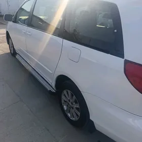 Toyota Sienna 2005